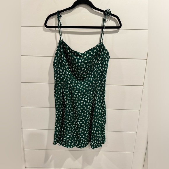 Reformation green floral Sarah mini dress - Picture 6 of 9